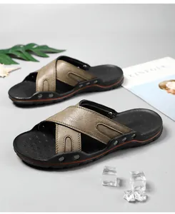 Premium heren lederen slippers met kruisbandontwerp voor zomerse stranddagen