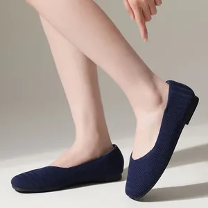 Scarpe piatte in maglia traspirante blu navy da donna con comodo design a punta quadra