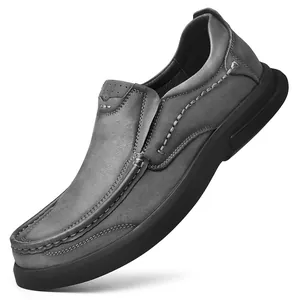 Luxe heren loafers van grijs echt leer met handgestikte details en zachte antislipzool