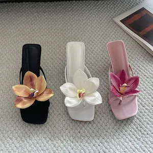 Elegant French style high-heeled thong sandals with large 3D flowers and square toes
