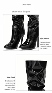 Vista detallada de las botas de charol negro con diseño fruncido y punta fina con tacón.