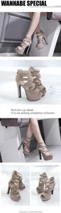 Elegante taupefarbene Wildleder-Sandalen mit hohen Absätzen und Kreuzriemen