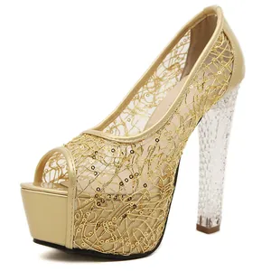 Sandales élégantes à sequins dorés et résille, bout ouvert, talon épais transparent