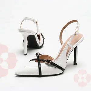 Damen Sandalen mit Spitzee Zehenpartie Pfennigabsatz Fersenriemen High Heels Farbblock PU-Leder Schnalle Dress Schuhe