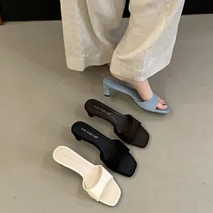 Ciabatte da Donna Minimaliste Punta Quadrata Tacco Largo Pelle PU Moda Cinturino Estate Sandali Comodi per Esterno
