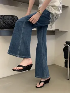Elegant black wedge thong sandals for women with French style for resort wear