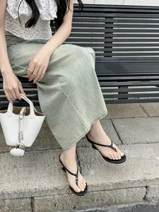 French style black wedge thong sandals with minimalist thin straps for women