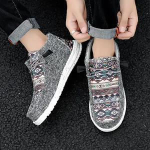 Stylische graue Canvas-High-Top-Loafer mit buntem Ethno-Muster für Damen und Herren