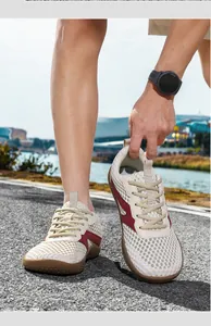 Atmungsaktive Herren Mesh-Sneaker mit breiter Zehenpartie für Outdoor-Aktivitäten