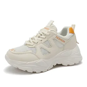 Zapatillas chunky beige transpirables para mujer con detalles naranja para caminar