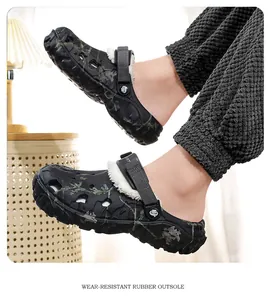 Comfortable camouflage fleece-lined garden clogs with wear-resistant rubber outsole