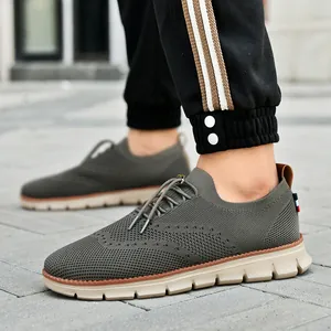 Mocassini Casual da Uomo Scarpe da Camminata Flyknit Traspiranti Taglia Grande Slip On Sneakers Piatte Leggere per Pendolari
