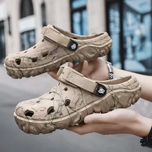 Lightweight breathable camouflage clogs with adjustable strap for men and women beach wear