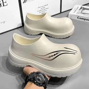 Zapatos de chef profesionales impermeables con suelas gruesas antideslizantes y suaves