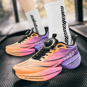Colorful gradient running shoes with rotating buckle dial lacing system