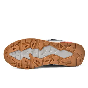 Durable gum rubber outsole with geometric tread for men's lightweight casual sneakers