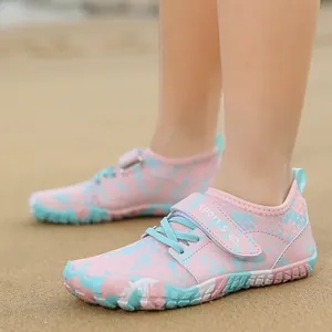 Children's pink and blue camouflage quick-dry water shoes for beach and swimming activities