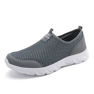 Chaussures Décontractées en Maille Respirante pour Hommes Mocassins Légers à Enfiler Pour Hommes Baskets de Marche Confortables Couleur Unie