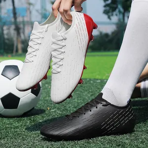 Men's low-top soccer cleats with turf studs for professional training on artificial grass
