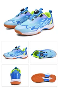 Umfassende Mehrwinkelansicht blauer Badminton-Kinderschuhe mit rutschfester Sohle