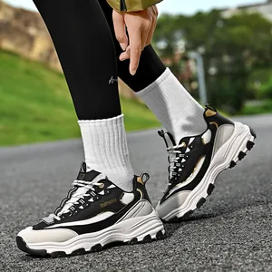 Zapatillas deportivas unisex estilo chunky con diseño de bloques de color y suela gruesa