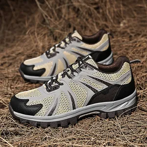 Lightweight breathable men's hiking shoes with durable non-slip soles for trekking