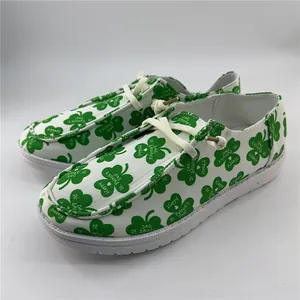 St. Patrick's Day shamrock pattern canvas slip-on shoes for women, stylish holiday design