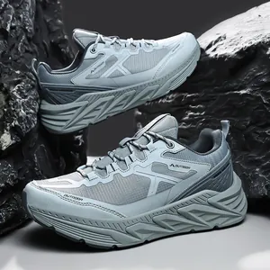 Scarpe da trekking outdoor impermeabili per uomo e donna con suole antiscivolo spesse