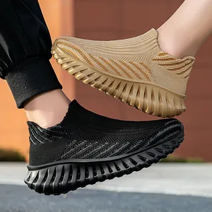 Lightweight breathable flyknit slip-on sneakers for walking and running.