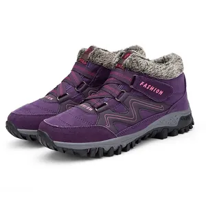 Bottes de neige violettes doublées de fausse fourrure avec semelles antidérapantes d'hiver