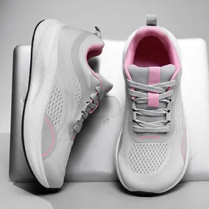 Women's flyknit mesh running shoes with wide toe box and carbon plate technology