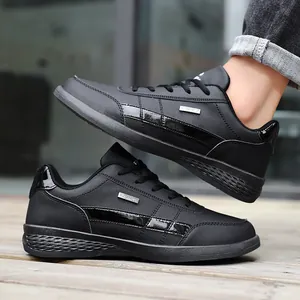 Baskets décontractées en cuir noir imperméable avec semelle souple antidérapante