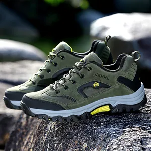 Zapatillas de senderismo para hombre verde oliva con suela robusta antideslizante.