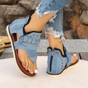 Women's denim thong sandals with studs and back zipper, flat beach summer style.
