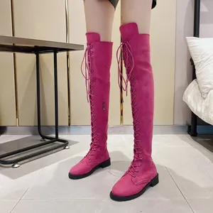 Stivali sopra il ginocchio fucsia stringati con punta tonda e cerniera laterale