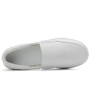 Chaussures d'infirmière confortables en cuir blanc avec design perforé respirant pour hôpital