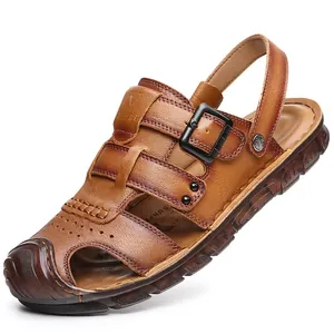 Sandales pour hommes en cuir marron à bout fermé pour la plage