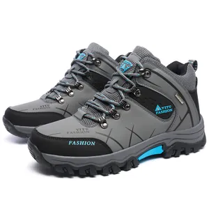 Botas de senderismo altas de color gris para hombre ideales para trekking y escalada