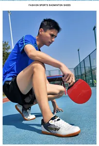 Photo d'action de chaussures de tennis de table professionnelles pour hommes