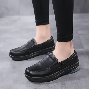Chaussures de soins infirmiers noires confortables avec coussin d'air pour femme