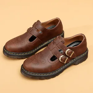 Classiche scarpe Mary Jane 8065 in pelle marrone con doppia fibbia e cucitura gialla