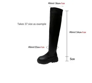 Detalle de medidas para botas negras por encima de la rodilla con suela de 5 cm.