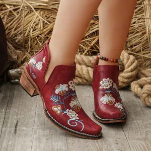 Vintage red embroidered Western ankle boots with square toe and chunky block heel