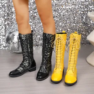 Modische floral bestickte kniehohe Reiterstiefel mit Schnürung und Seitenreißverschluss