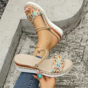 Colorful woven wide strap platform sandals with hemp rope trim for summer wear