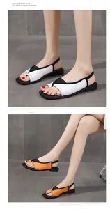 Eleganti sandali piatti da donna a punta quadrata con cinturino elastico posteriore nero