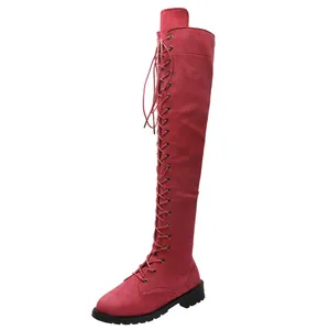 Stivali cuissard in pelle scamosciata rossa con lacci da donna con punta arrotondata