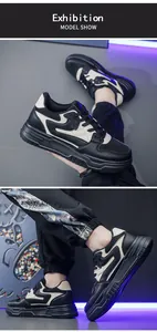 Vista detallada de zapatillas de skate retro para hombre en cuero negro y beige