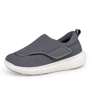 Scarpa da camminata uomo taglia 46 grigio con calzata ampia e chiusura velcro