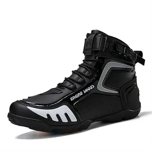 Professionelle schwarze Motorrad-Rennstiefel mit praktischem Drehverschluss-System